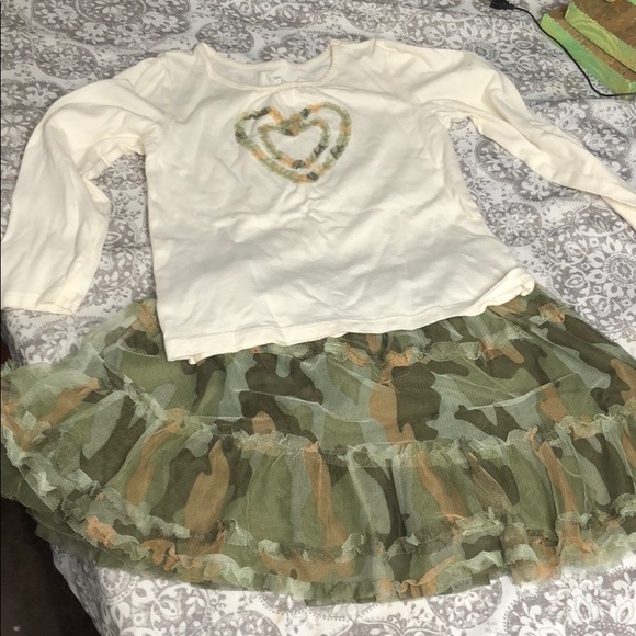 Camo matching outfit - Picture 3 of 4
